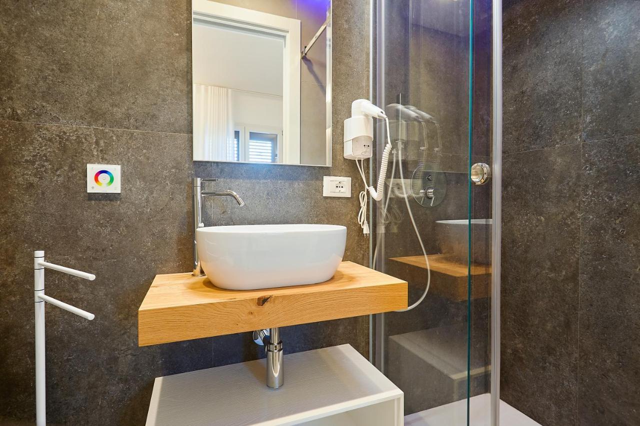 Porta Del Golfo Apartments & Suites Castellammare del Golfo Luaran gambar